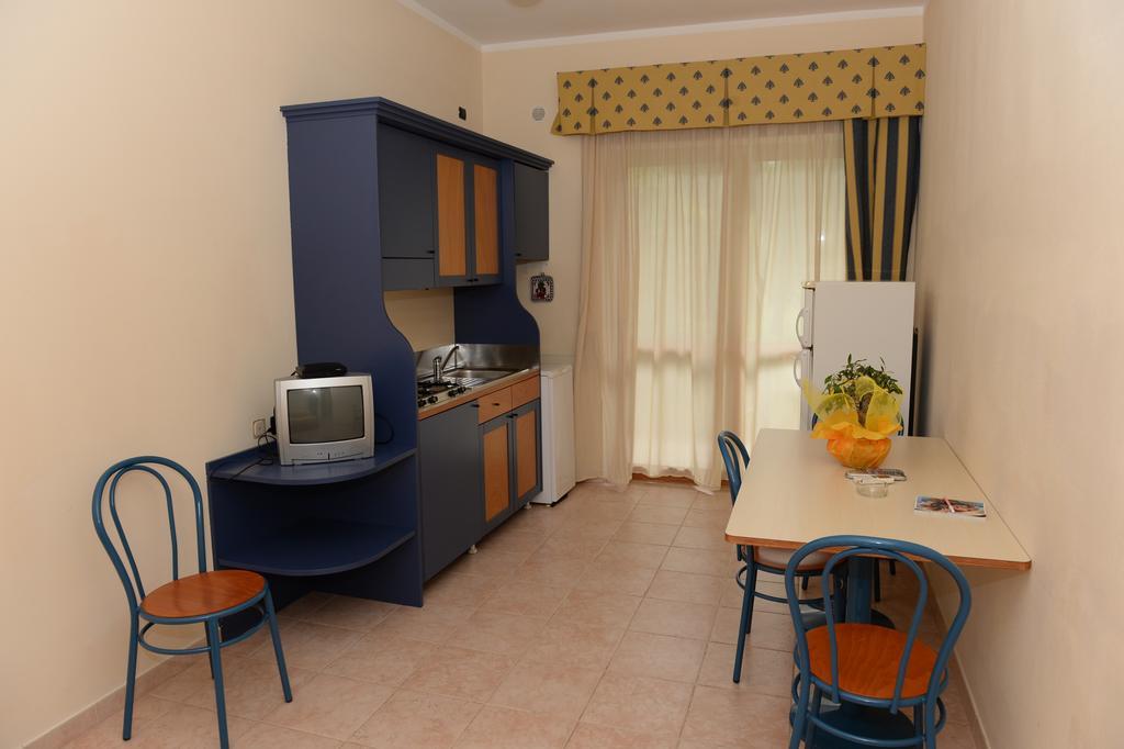 Casa Vacanze Oasi Felicita 노바시리마리나 외부 사진