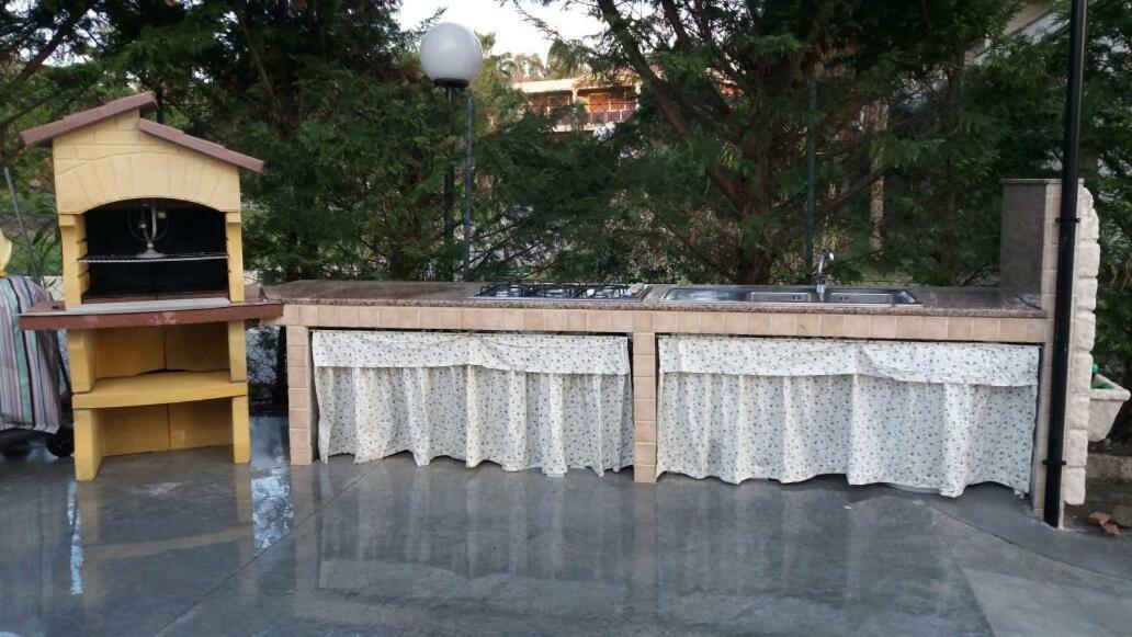 Casa Vacanze Oasi Felicita 노바시리마리나 외부 사진
